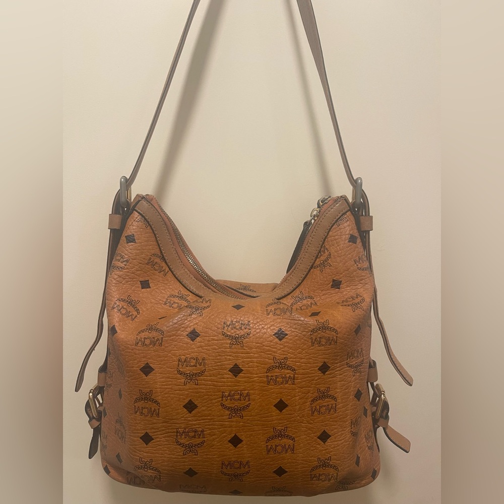 MCM Aren Hobo bag in Visetos Cognac Logo with adjustable Shoulder Bag tarnished - Picture 6 of 10